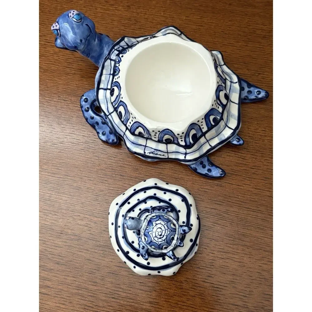 Diane Allen Blue White Turtle Lidded Stoneware Dish Decorative Art 2002
